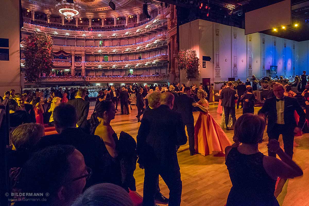 Geschützt: 15. SemperOpernball